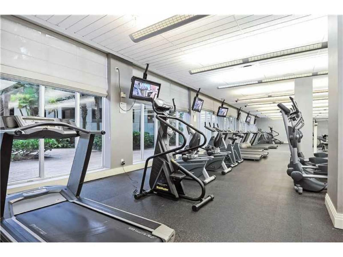 Miami Hollywood Condo 2Bd With Ocean View 005-21Mar Eksteriør bilde